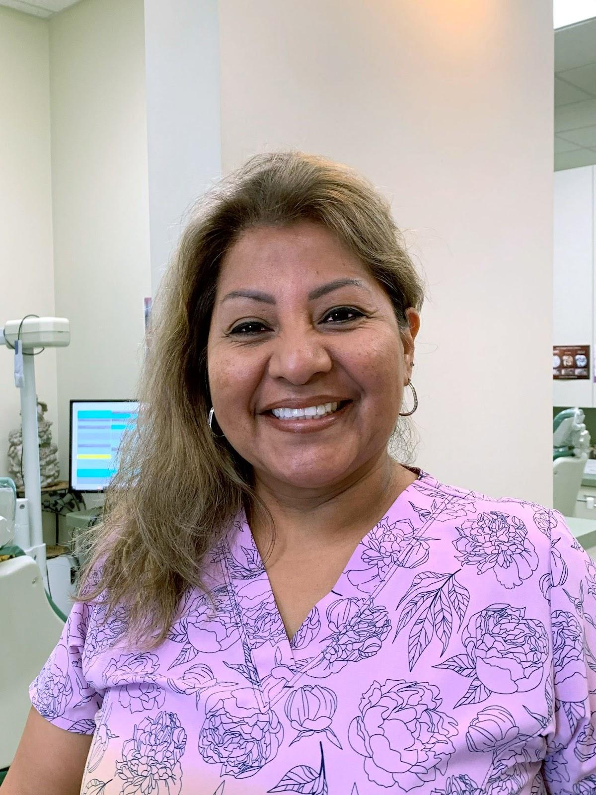 image of the doctor Patty Gonzales